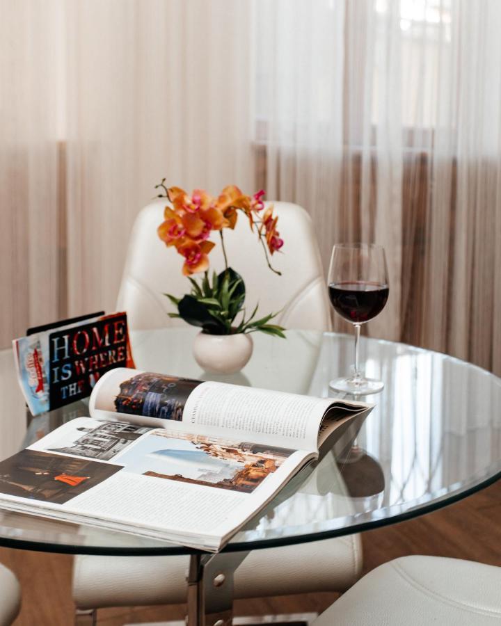 Utopia Hotel บากู ภายนอก รูปภาพ
